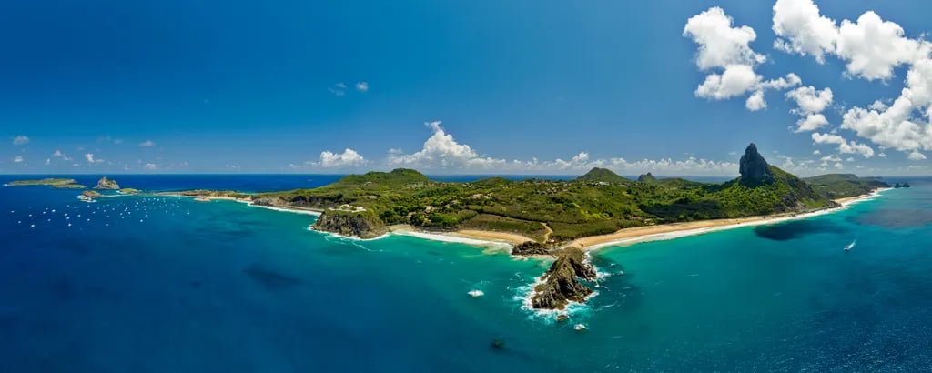Background image of Fernando de Noronha, Brazil